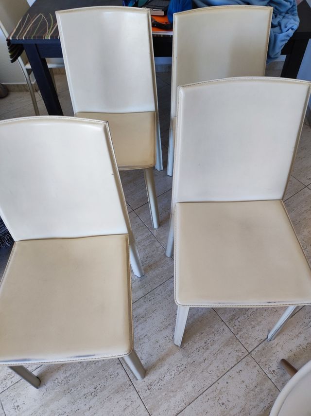 Lote de sillas de piel