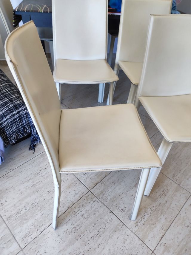 Lote de sillas de piel