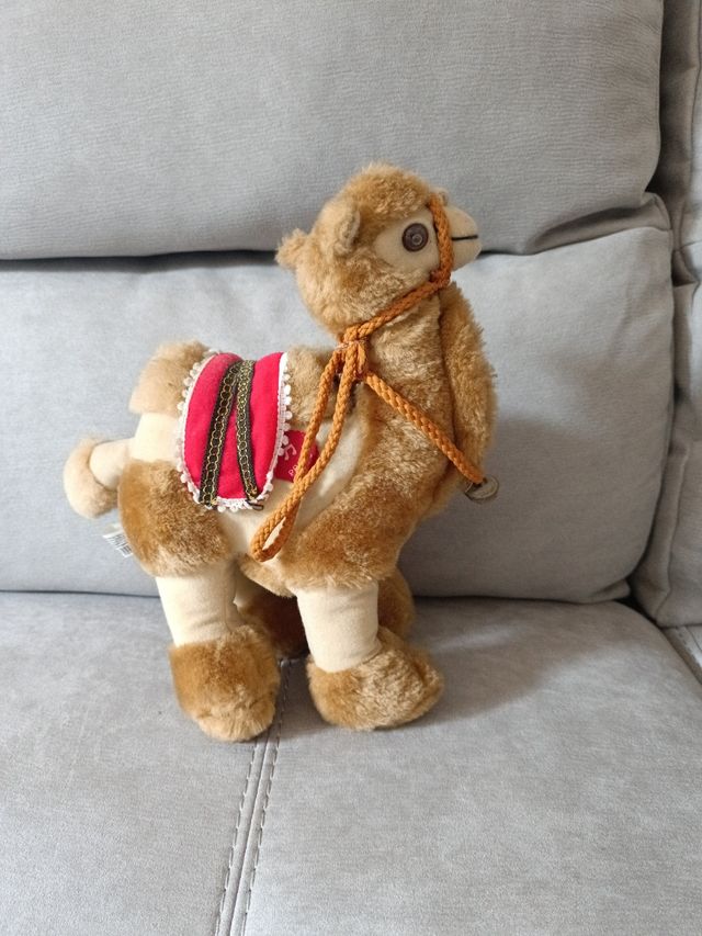 Peluche a forma di cammello