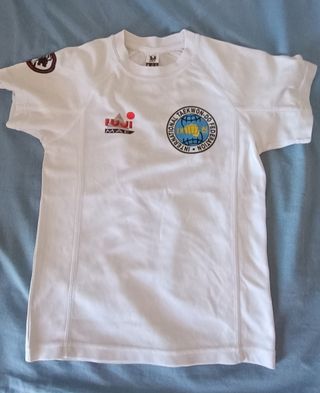 Dogo taekondo FUJI completo y camiseta manga corta