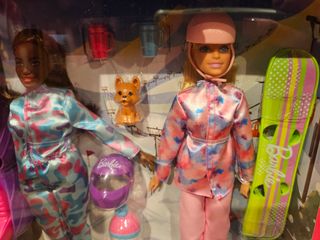 BARBIE EN LA NIEVE