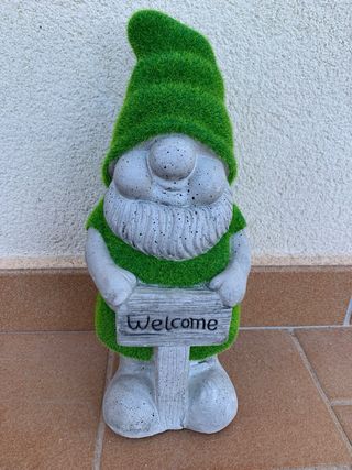 OFERTA Pack de figura Gnomo grande y gnomo pequeño