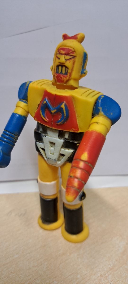 Robot vintage anni 80...in gomma