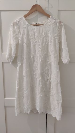 Vestido bordado blanco