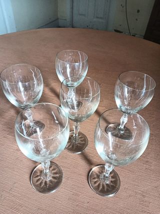 Seis Preciosas Copas