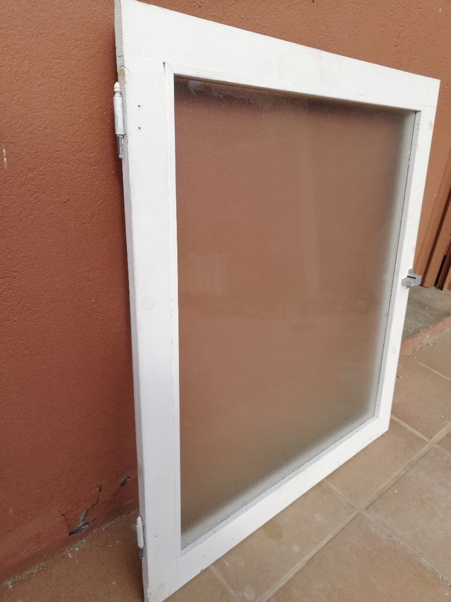 Ventana de madera con Cristal