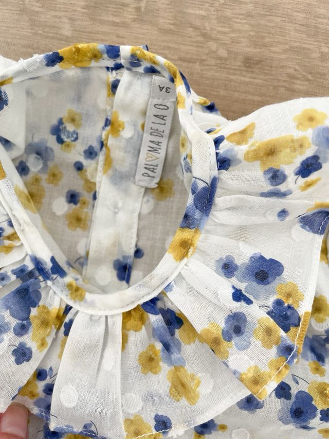 Blusa flores Paloma de la O