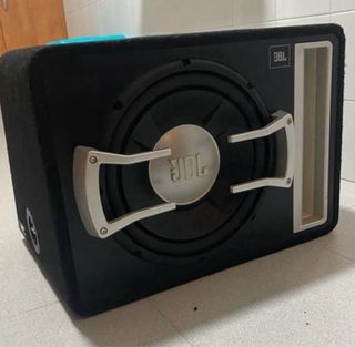 Subwoofer y etapa jbl
