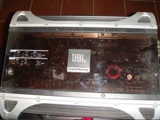 Subwoofer y etapa jbl