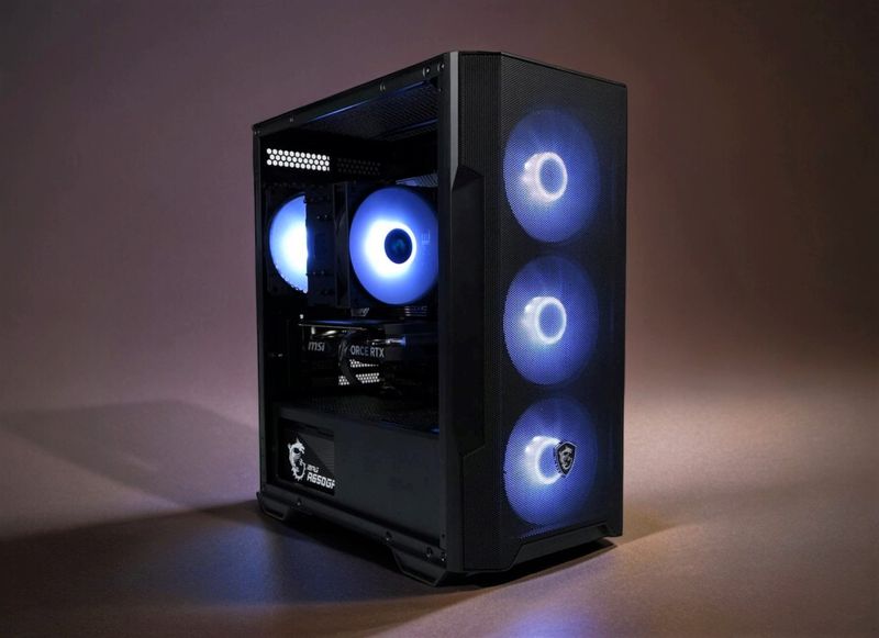 PC GAMING GAMA ALTA- RX 7800XT 16G + RYZEN 7 5800X afbeelding 8