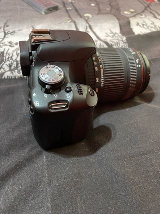 Camara reflex canon