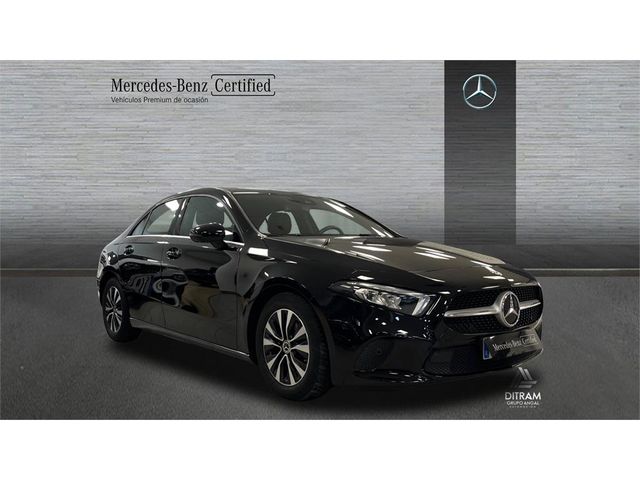 MERCEDES-BENZ Clase A Sedán A 180 d