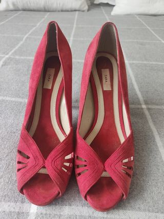 Zapato de fiesta ante rojo talla 37
