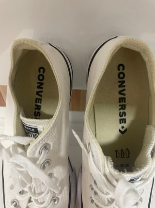 Converse blancas con plataforma