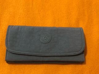 Monedero Kipling verde militar unisex