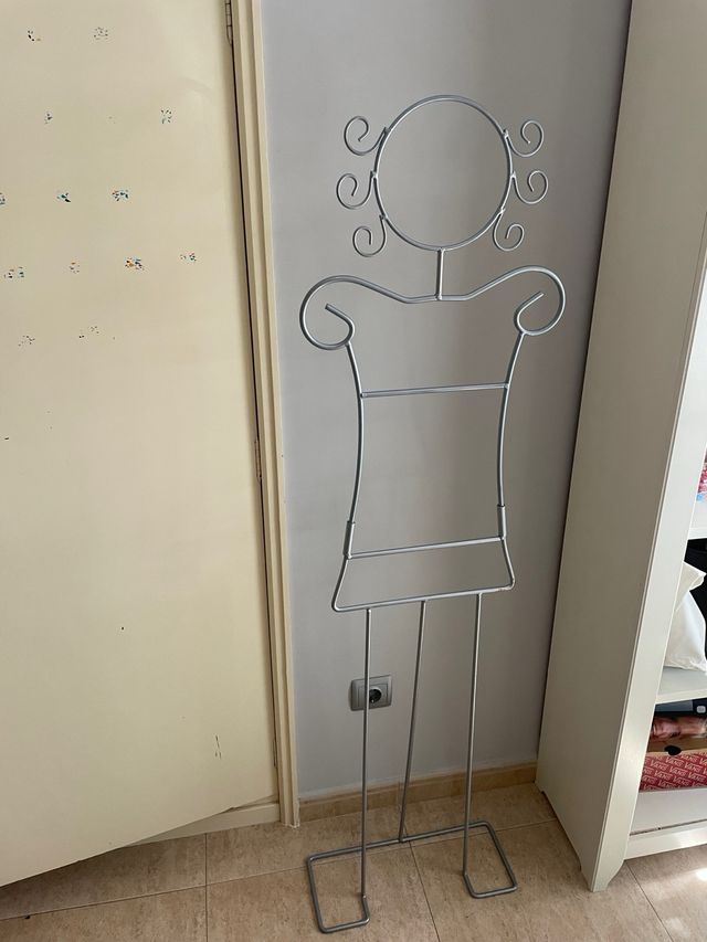 Cuelga Collares o Bolsos