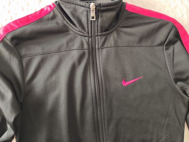 Sudadera Nike cierre cremallera, S. Como nueva.