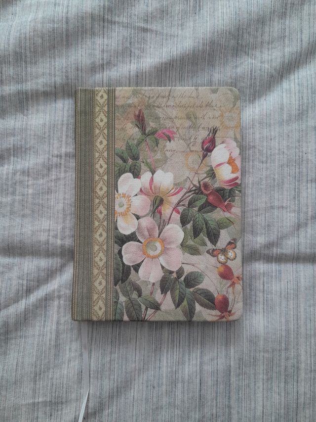 Cuaderno bloc encuadernado en tela