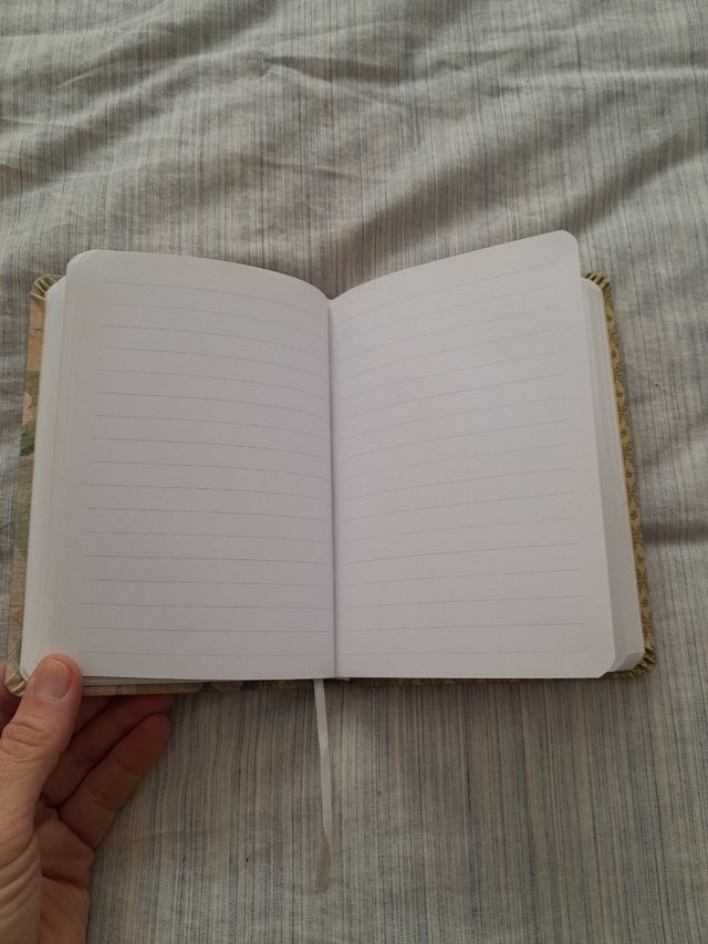 Cuaderno bloc encuadernado en tela