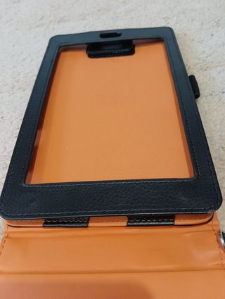 Funda dura para tablet de 7"