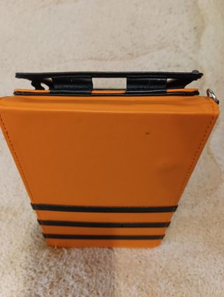 Funda dura para tablet de 7"