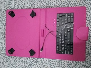 Funda iPad / tablet con teclado
