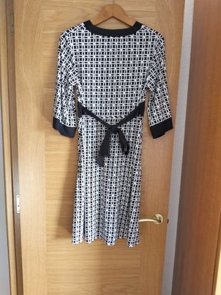 Conjunto de vestido y chaqueta