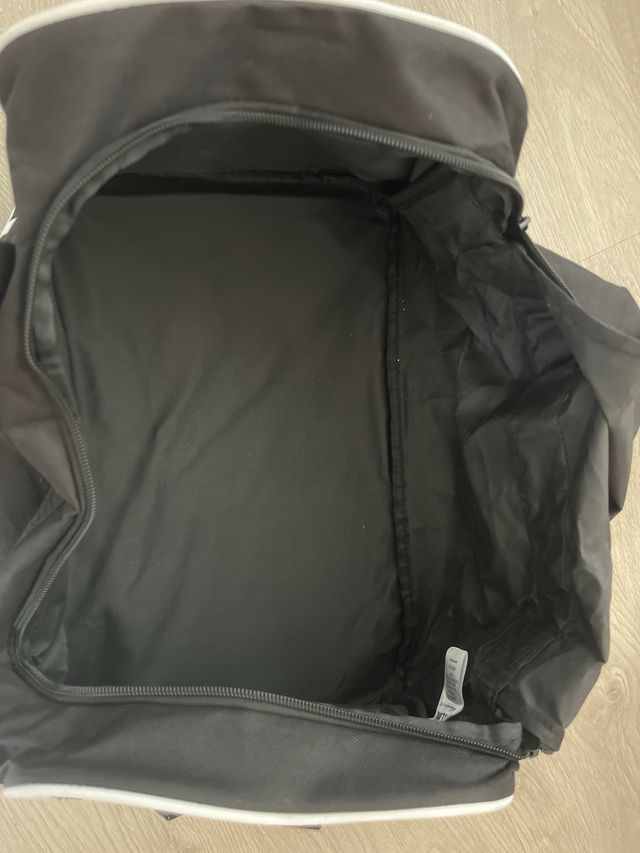 Maleta con botera Hummel Real Oviedo