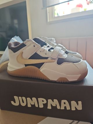 Jordan Junpman Jack TR Travis Scott