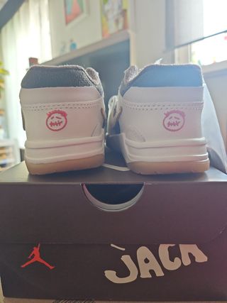 Jordan Junpman Jack TR Travis Scott