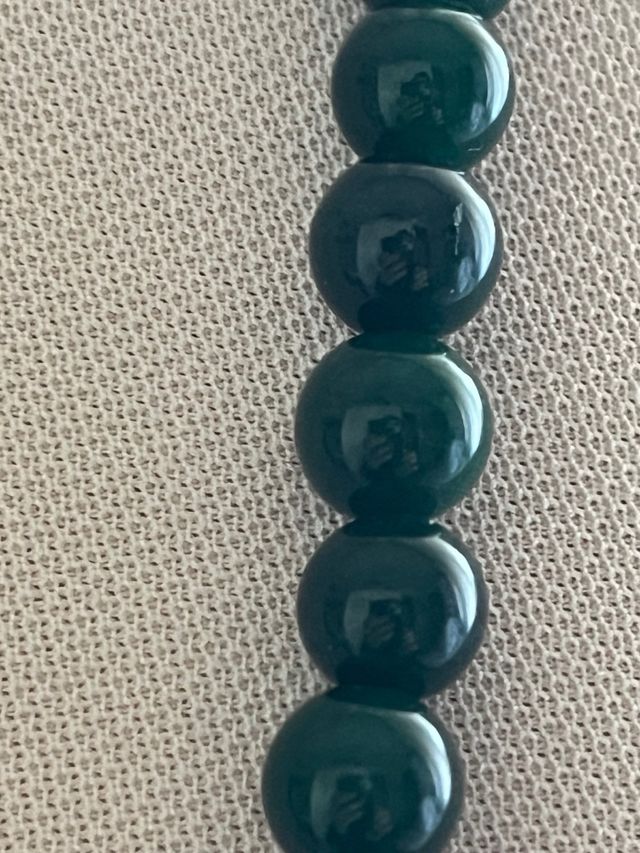 Bellissima collana di pietre dure colore verde