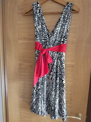 Conjunto Vestido de tirantes y chaqueta
