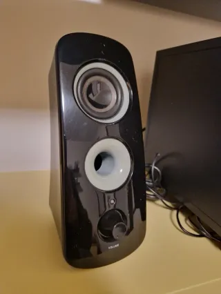 casse altoparlanti Logitech con subwoofer