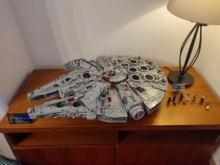 Halcón milenario lego 75912