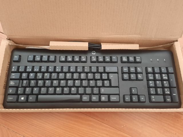 Teclado HP QY776AA USB