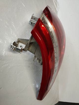 ✅PILOTO TRASERO IZQUIERDO C4 PICASSO