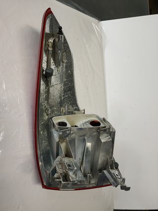 ✅PILOTO TRASERO IZQUIERDO C4 PICASSO