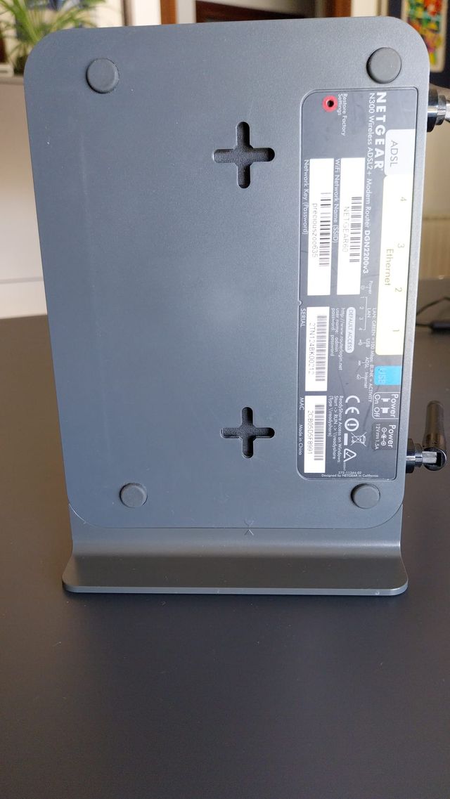 DGN2200v3 – Modem Router N300 Wireless ADSL2+