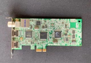 AverMedia H727 Sintonizadora Capturadora