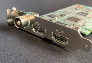 AverMedia H727 Sintonizadora Capturadora