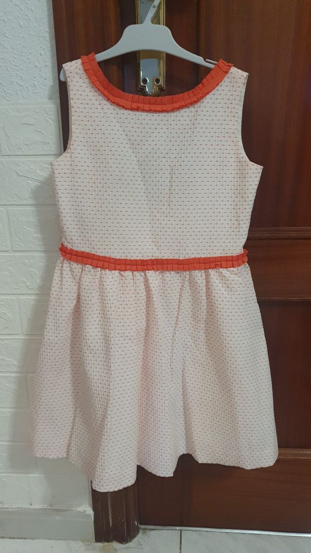 Vestido con espalda al aire Tizas