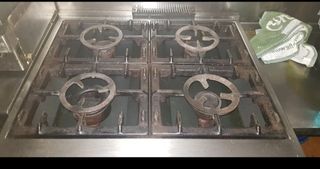Cocina industrial con horno