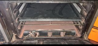 Cocina industrial con horno