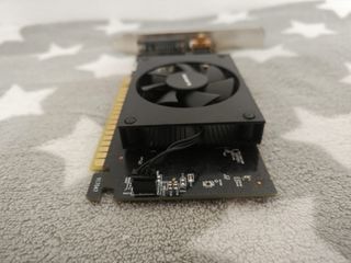 Tarjeta gráfica nvidia GEFORCE GT 710 1gb GDDR5
