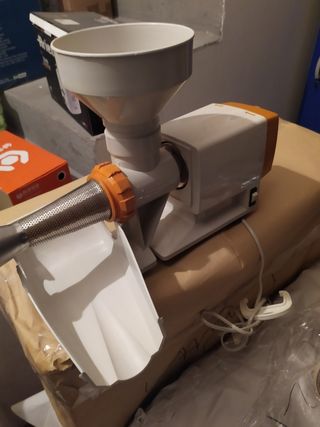 Macchina per la salsa elettrica e trita carne