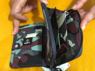 Monedero Kipling mediano estampado hojas 