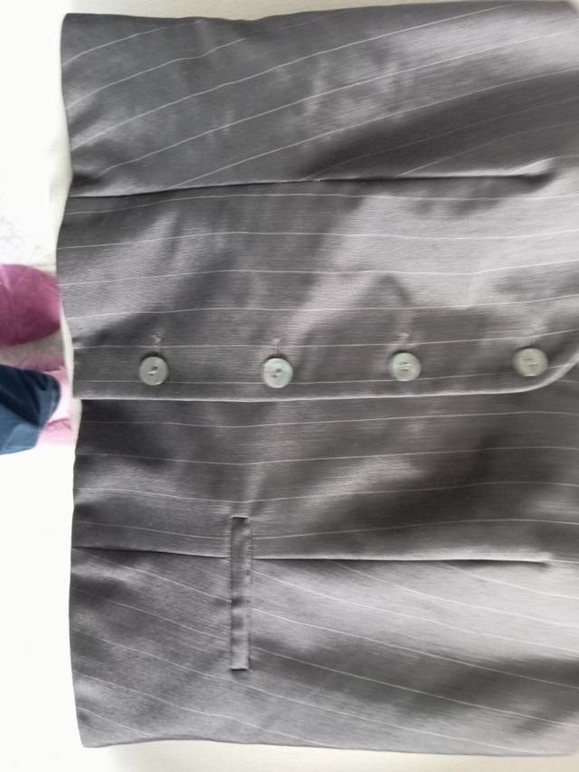 chaleco rayas gris oscuro