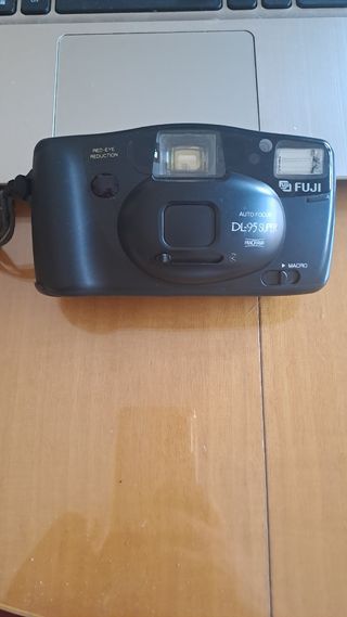 Cámara Fotográfica FUJI