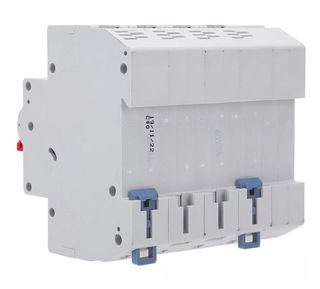 Interruptor de circuito inteligente WIFI 4P 20A