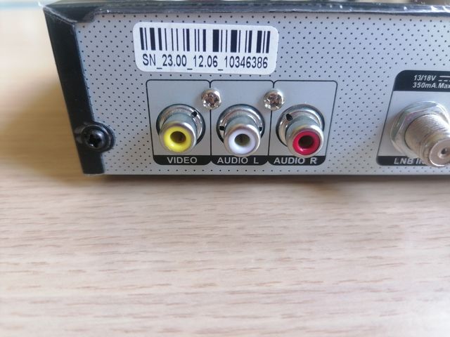 Iris 9700 HD 02 Receptor Satélite